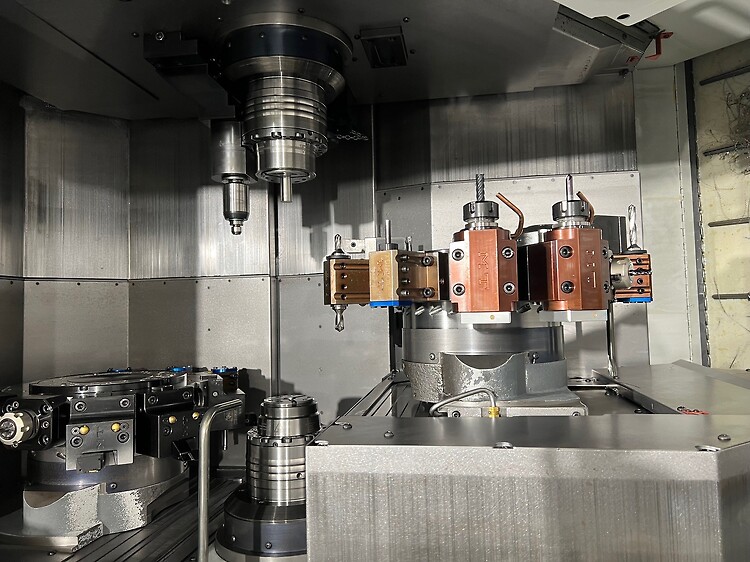 Our new CMZ TTS-46-46-T1Y-T2Y twin spindle