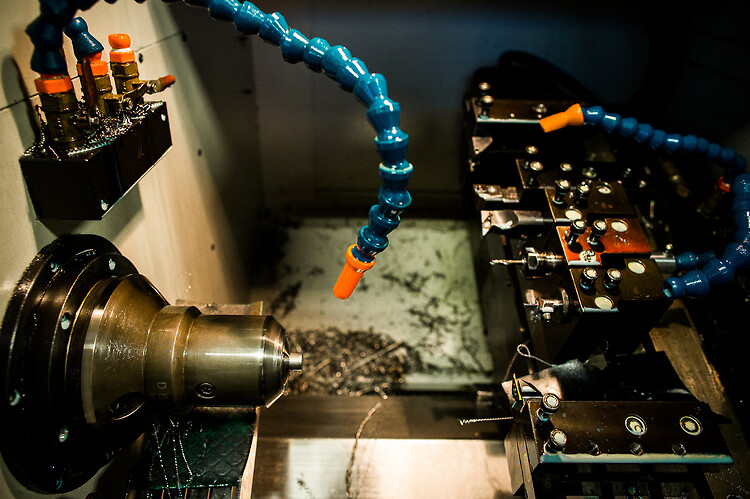 CNC Milling at The Engineering Quest